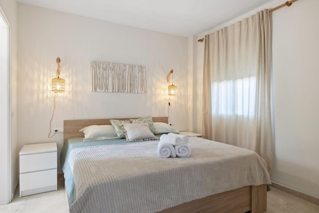 Beautiful 3 Bed Stylish & Cozy Apartment - Susanna Suite Mijas Exterior photo